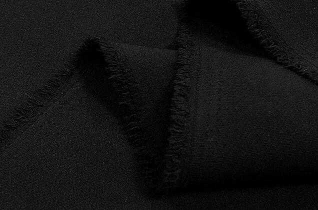 Костюмная Барби, черная 1